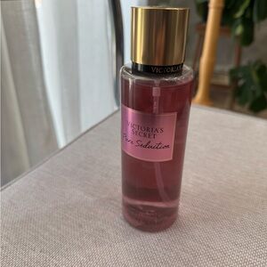 Victoria’s Secret Pure Seduction Fragrance Mist – 8.4 fl oz /‎ 250 ml